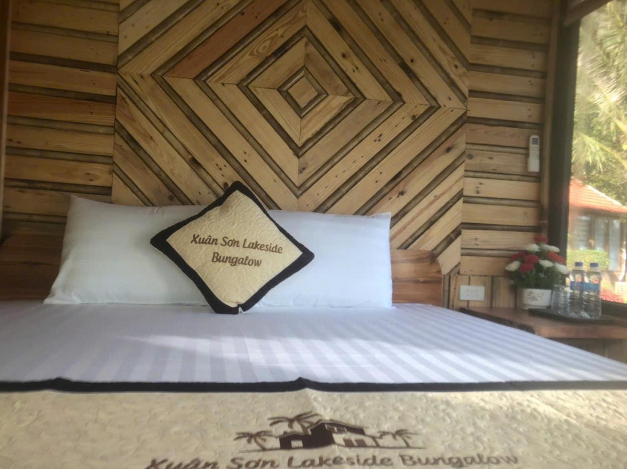 Xuan Son Lakeside Bungalow Ninh Binh Eksteriør bilde
